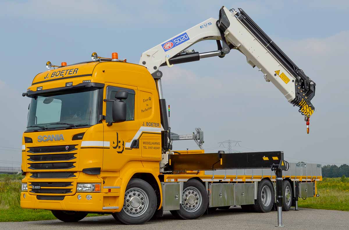 Mooie gele Scania met HMF 5020